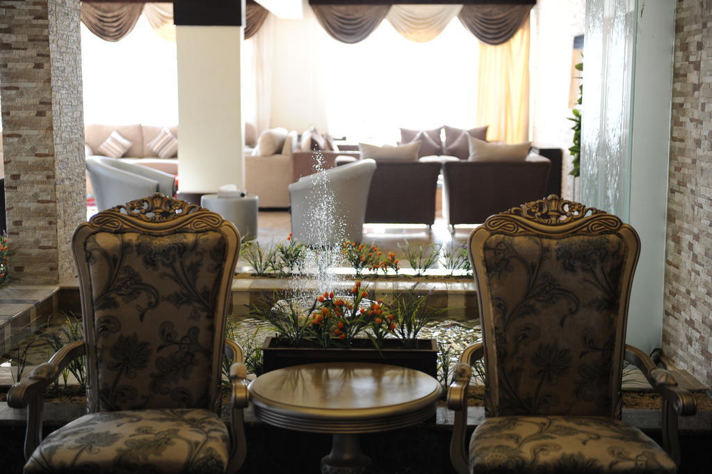 Hotelier Suites Riyadh Luaran gambar